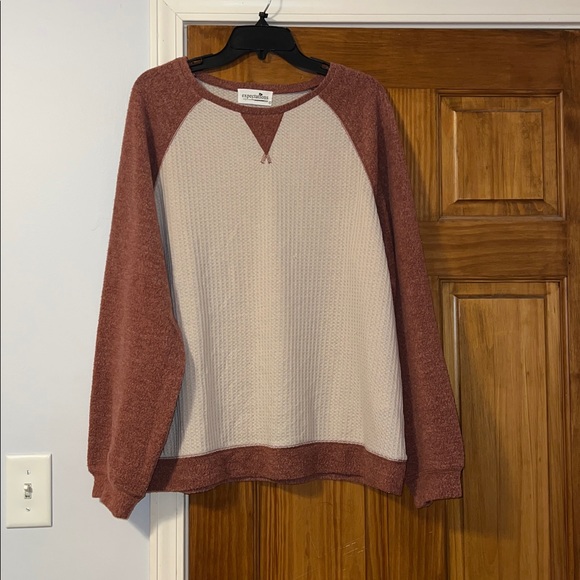 Top! - Picture 2 of 5